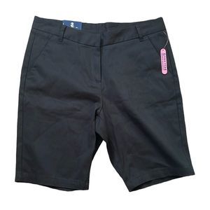 IZOD Juniors Womens Mid Rise 9 1/4" Bermuda Short
NWT Size 11